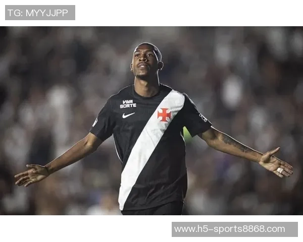 拉扬正式抵达英国即将加盟伯恩茅斯转会费高达3060万英镑